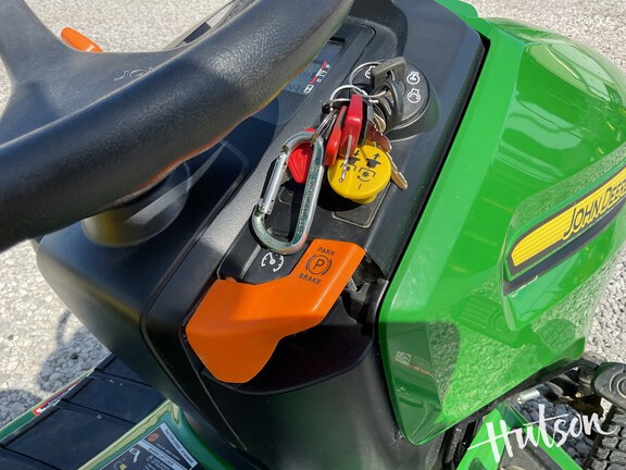 Photo of 2024 John Deere X380