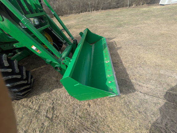 Used 2011 John Deere 7330 Row Crop Tractors at Horizon Ag & Turf in Mayerthorpe, AB - Photo27