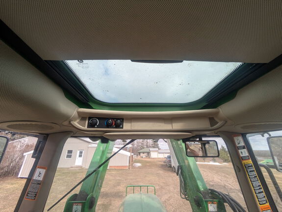 Used 2011 John Deere 7330 Row Crop Tractors at Horizon Ag & Turf in Mayerthorpe, AB - Photo11