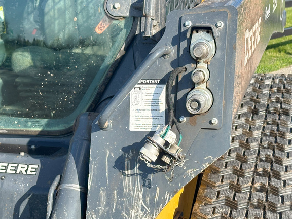 2024 John-Deere 325G