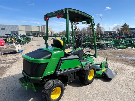 Used 2019 John Deere 1580 Commercial Front Mowers at Horizon Ag & Turf in Edmonton West, AB - Photo2