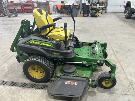 2022 John Deere Z930R - Photo5