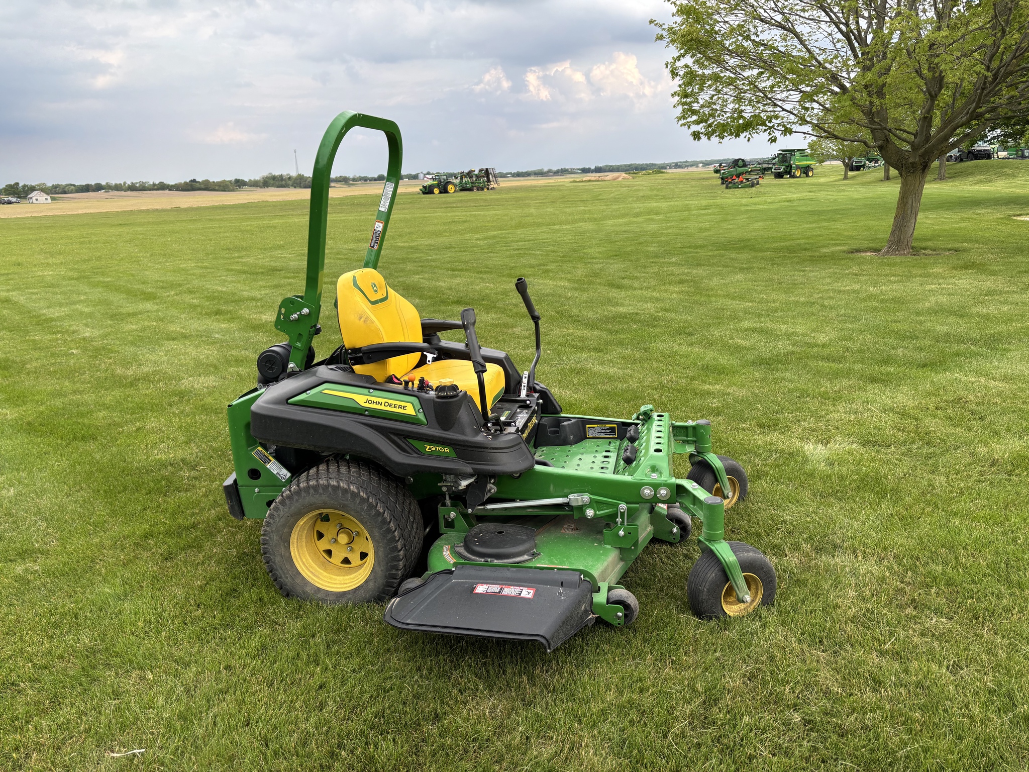 New In-Stock 2025 John Deere Z970R Zero Turn Mowers at Koenig Equipment in Urbana, OH - PhotoXL2