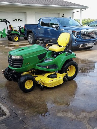 Photo of 2014 John Deere X730