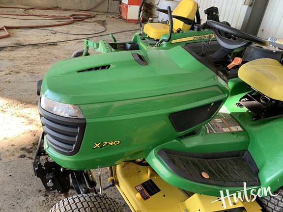 Photo of 2014 John Deere X730