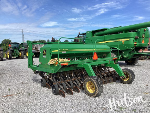 Photo of 2009 John Deere 1590