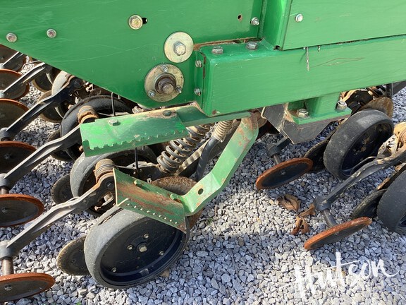 Photo of 2009 John Deere 1590