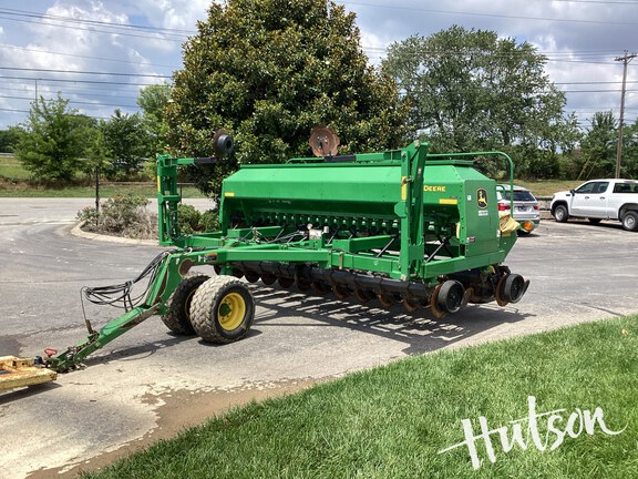 Photo of 2009 John Deere 1590