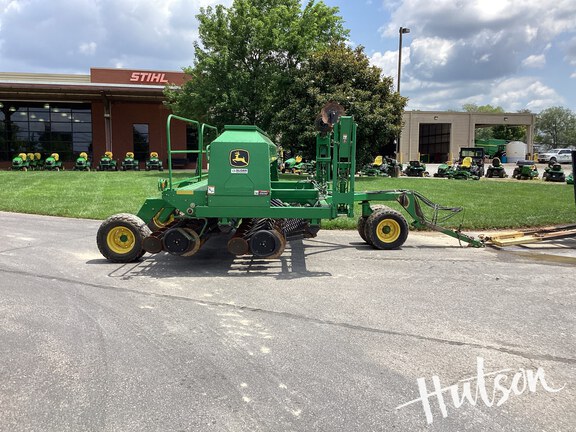 Photo of 2009 John Deere 1590