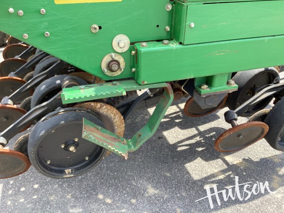 Photo of 2009 John Deere 1590
