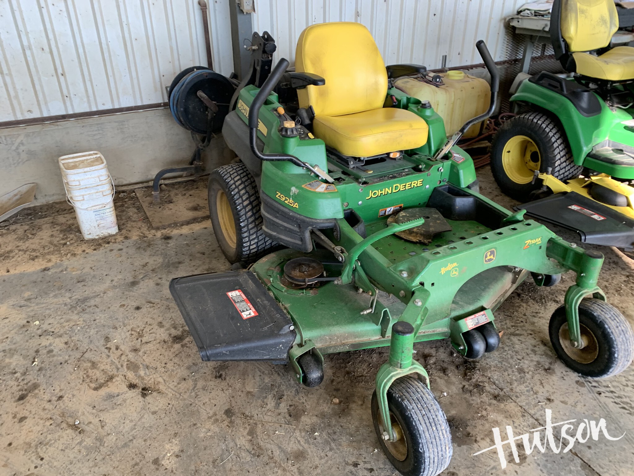 2012 John Deere Z925A