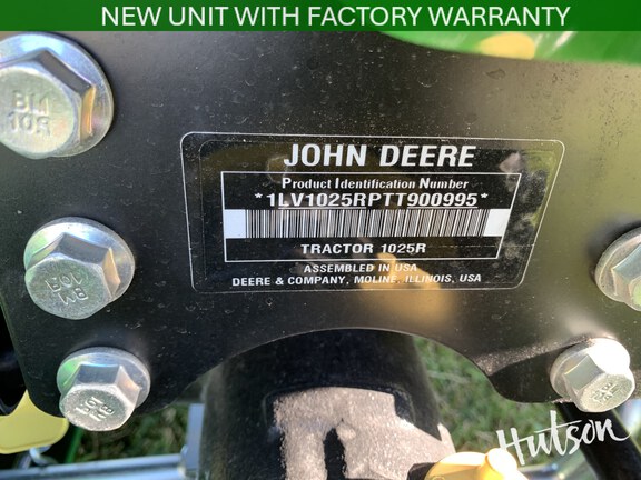Photo of 2026 John Deere 1025R