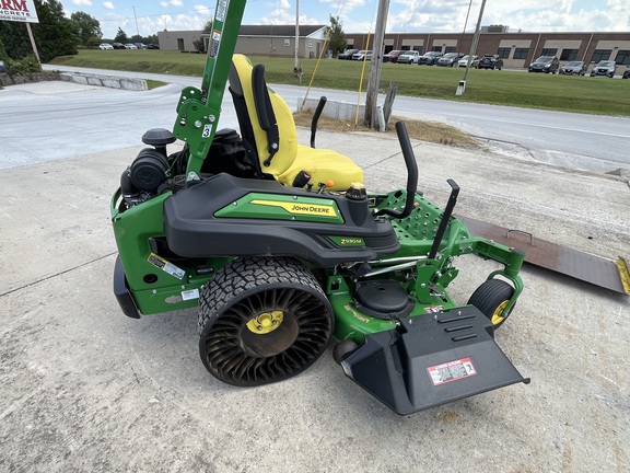 2025 John Deere Z930M