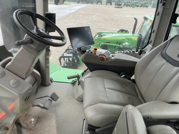 2025 John Deere 9RX 640 - Photo17