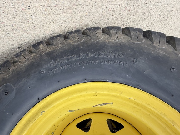 2022 John Deere Z970R - Photo12