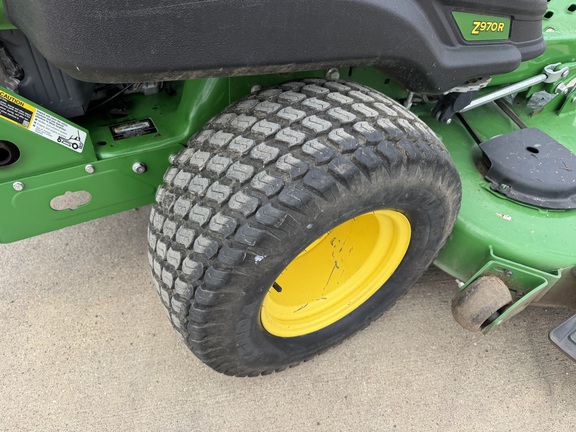2022 John Deere Z970R - Photo13