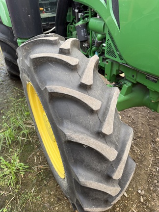 2021 John Deere 5090E - Photo6