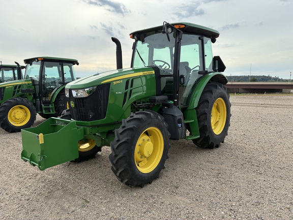  John Deere 5090E