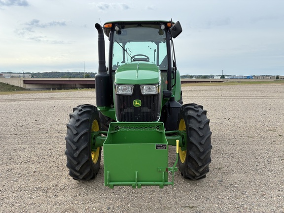 2021 John Deere 5090E - Photo2