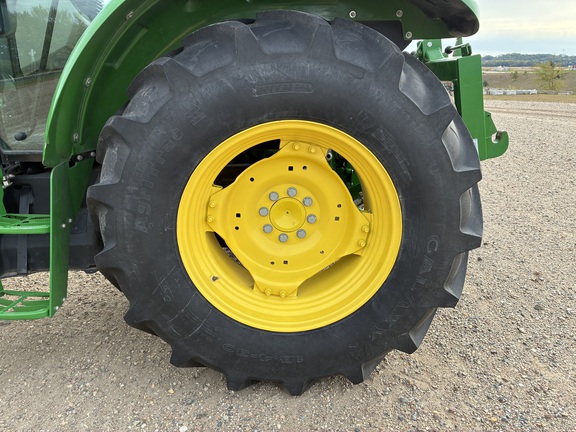 2021 John Deere 5090E - Photo18