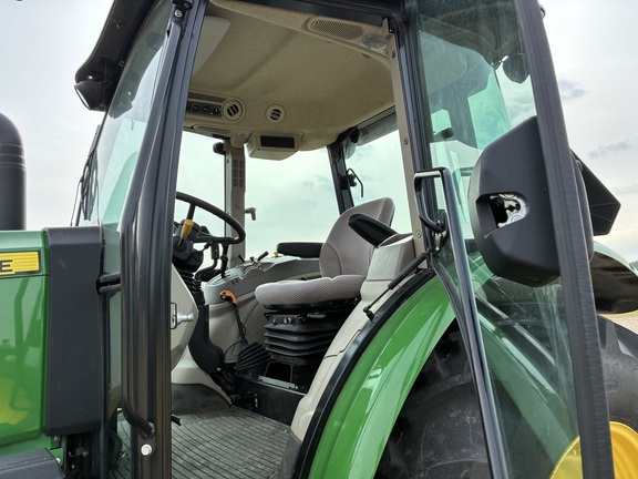 2021 John Deere 5090E - Photo30