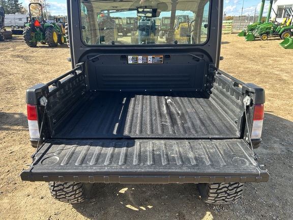 Used 2021 John Deere XUV 835R ATVs & Gators at Horizon Ag & Turf in Barrhead, AB - Photo6
