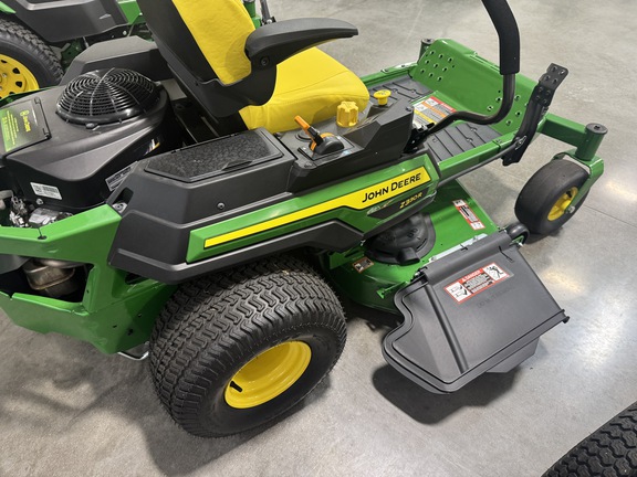 2026 John-Deere Z330R