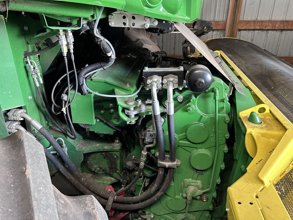 Used 2024 John Deere 8400 Self Propelled Forage Harvesters at Horizon Ag & Turf in Barrhead, AB - Photo39