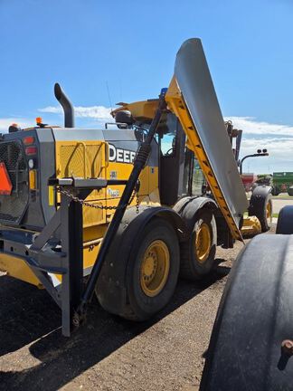 2015 John Deere 770G