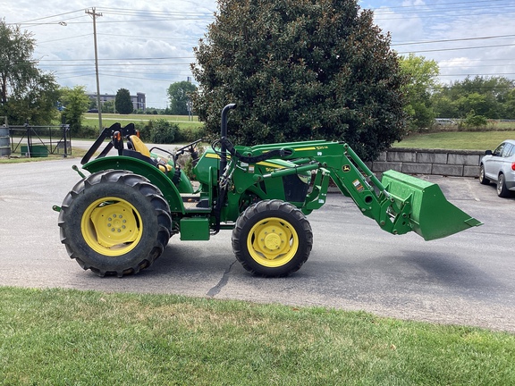 Photo of 2024 John Deere 5067E
