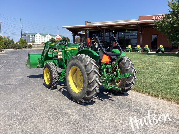Photo of 2024 John Deere 5067E