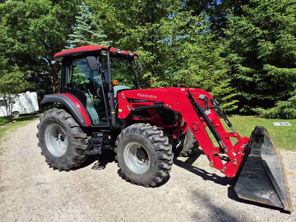 Photo of 2023 Mahindra 6075