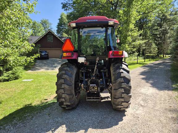 Photo of 2023 Mahindra 6075