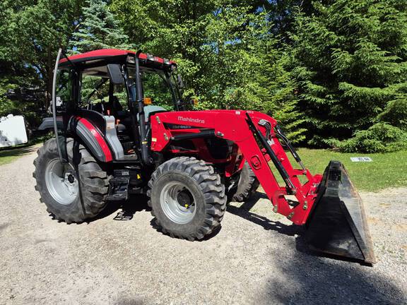 Photo of 2023 Mahindra 6075