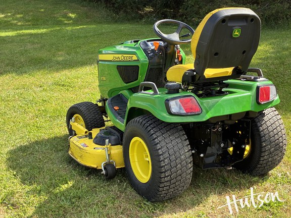 Photo of 2021 John Deere X730