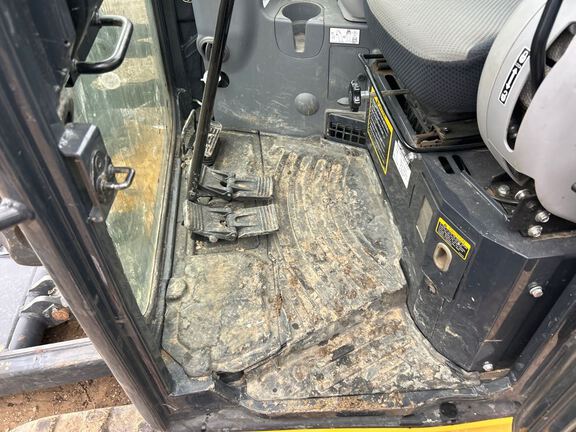2024 John Deere 60 P-Tier