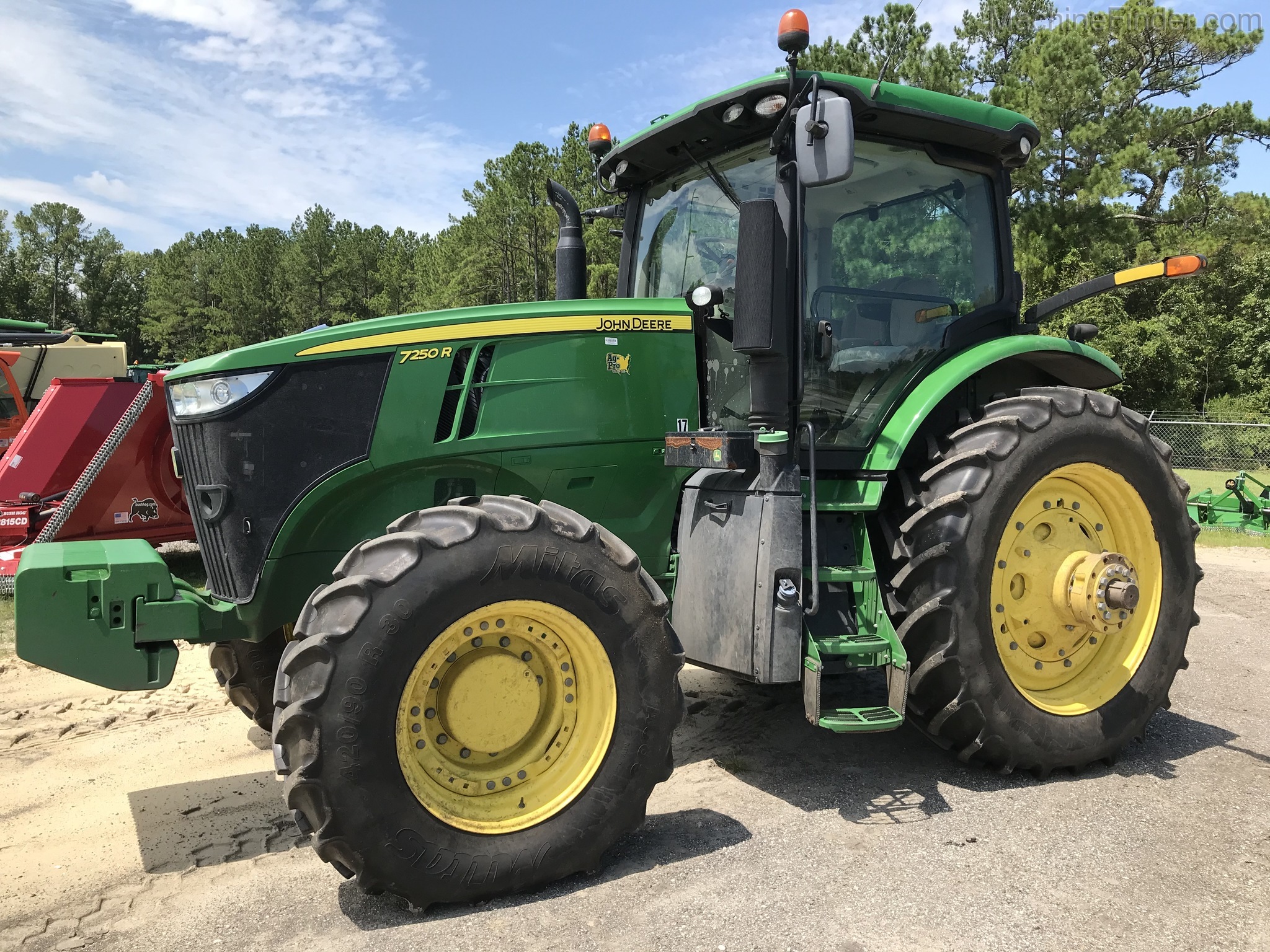 2017 John Deere 7250R Image 1