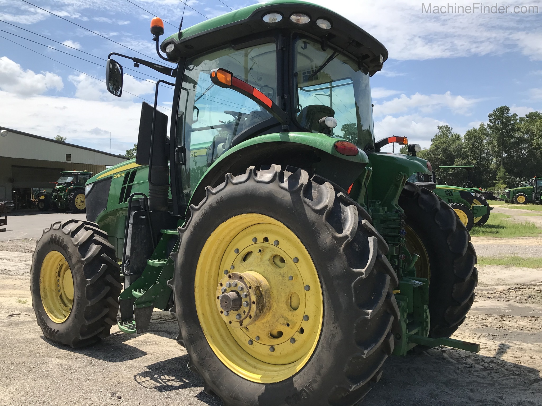 2017 John Deere 7250R Image 7