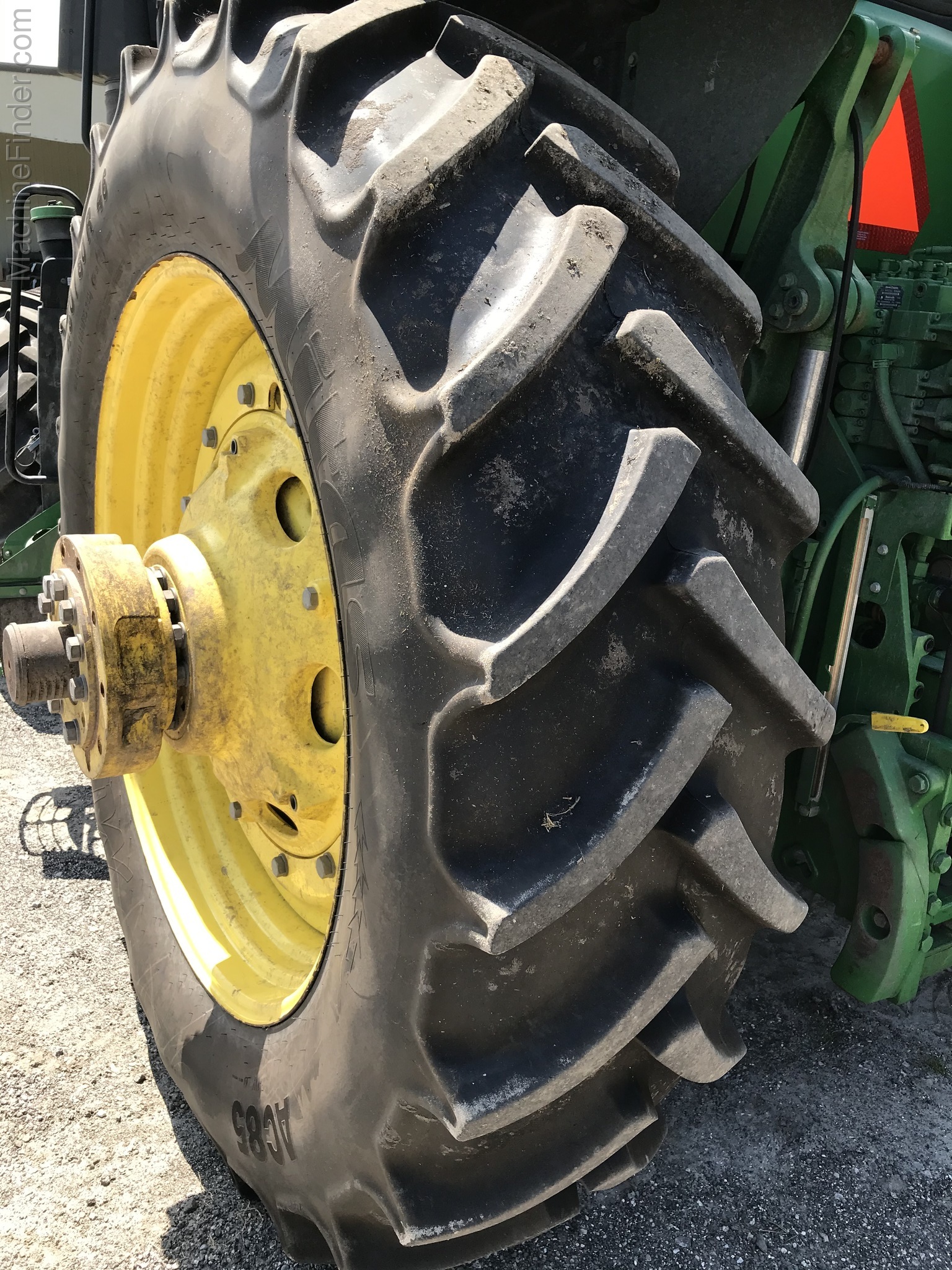2017 John Deere 7250R Image 8