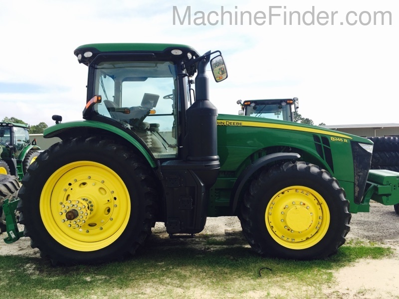 2017 John Deere 8245R Image 3