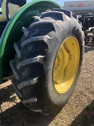 2013 John Deere 5085E Image 3