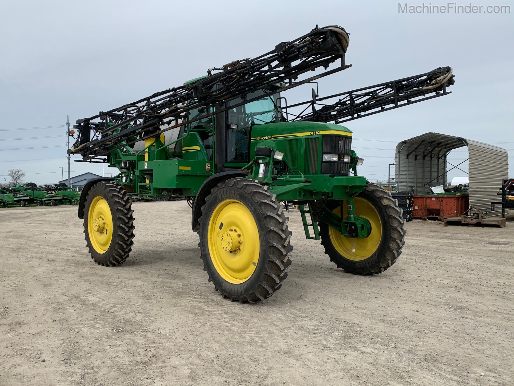 2001 John Deere 4710 Image 2