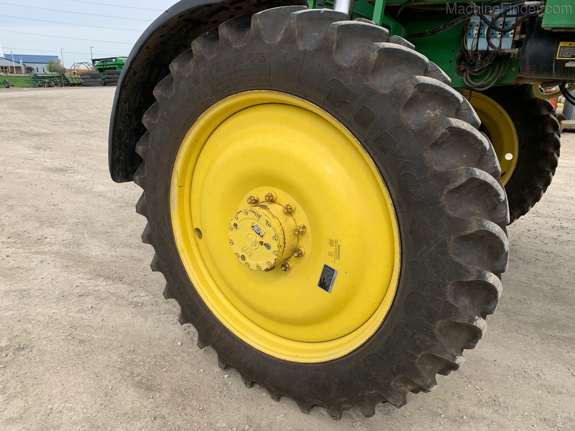 2001 John Deere 4710 Image 6