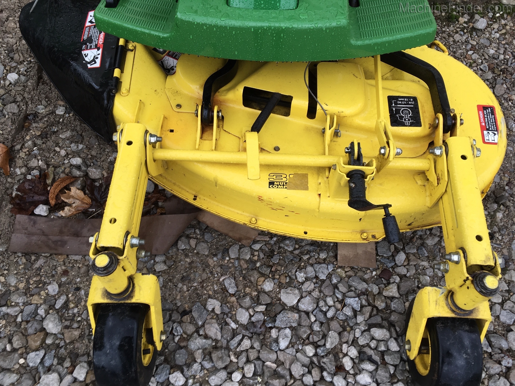 1999 John Deere F510 Image 3