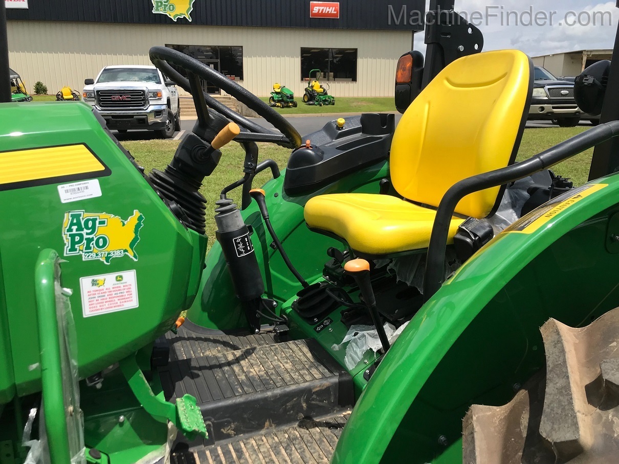 2021 John Deere 5075E Image 4