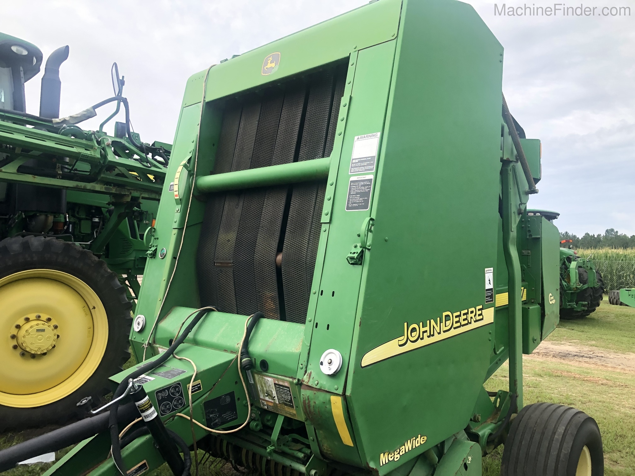 2003 John Deere 467 Image 1
