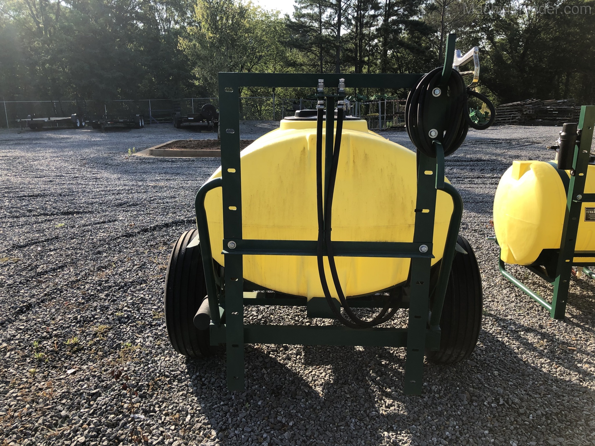 2019 John Deere 300 GALLON Image 2