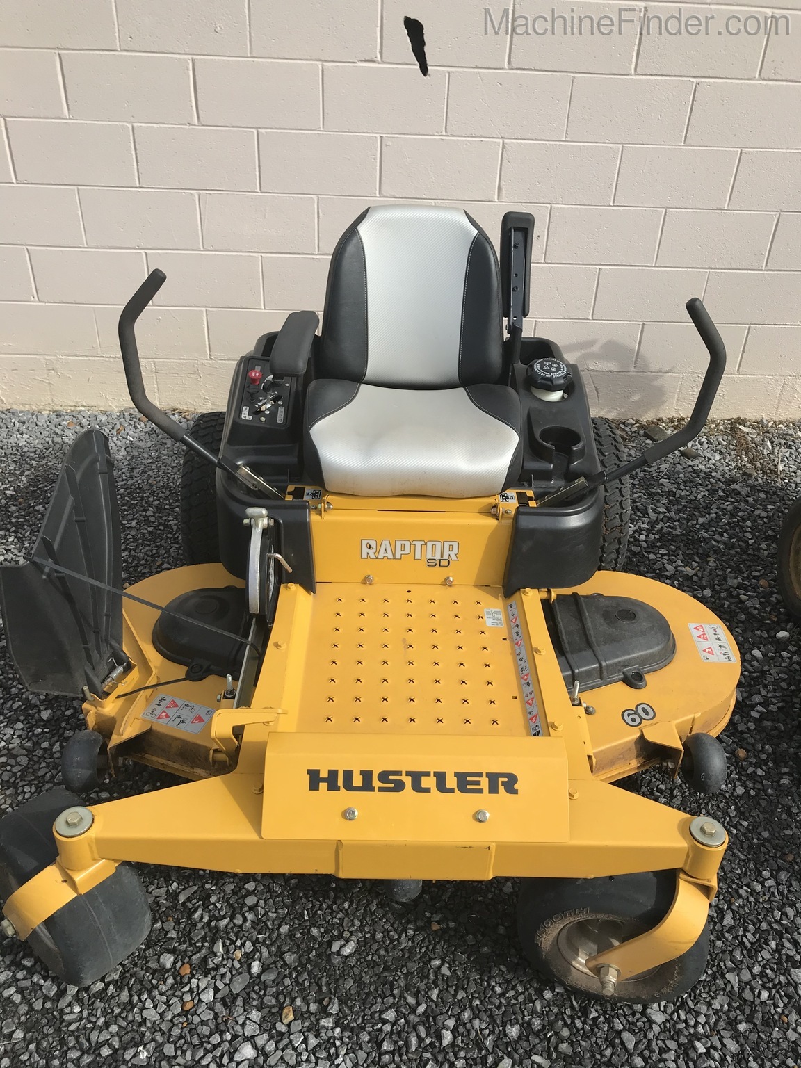 2020 Hustler RAPTOR Image 2