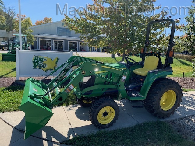 2021 John Deere 3038E Image 1