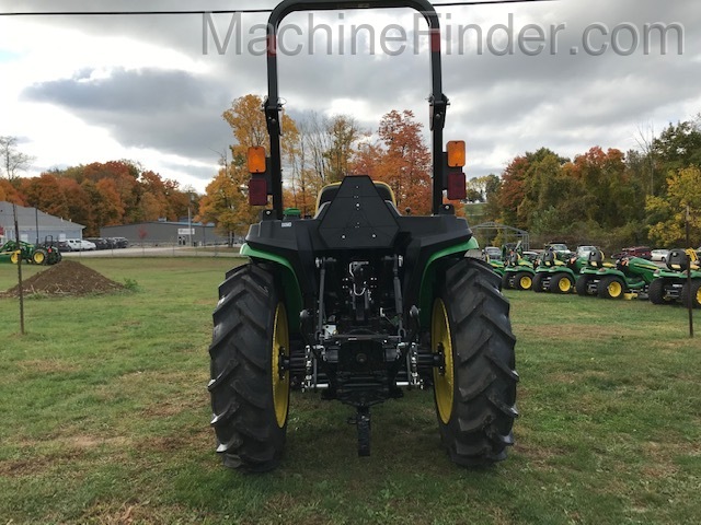 2020 John Deere 3032E Image 6